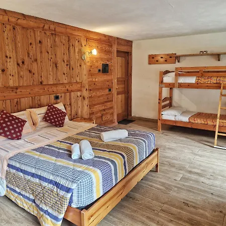 Le Nid De L'Aigle Hotel Champoluc Buitenkant foto