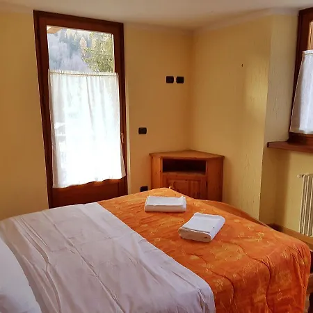 Le Nid De L'Aigle Hotel Champoluc Buitenkant foto